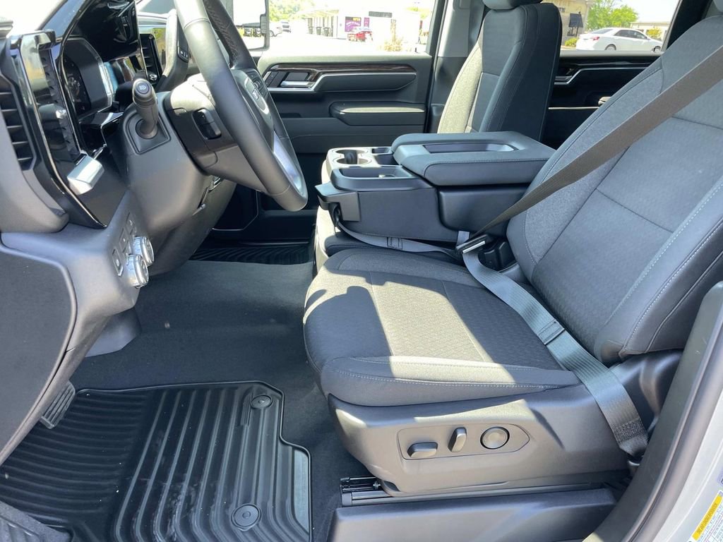 New 2026 GMC Sierra 2500 SLE AWD/4WD image 17