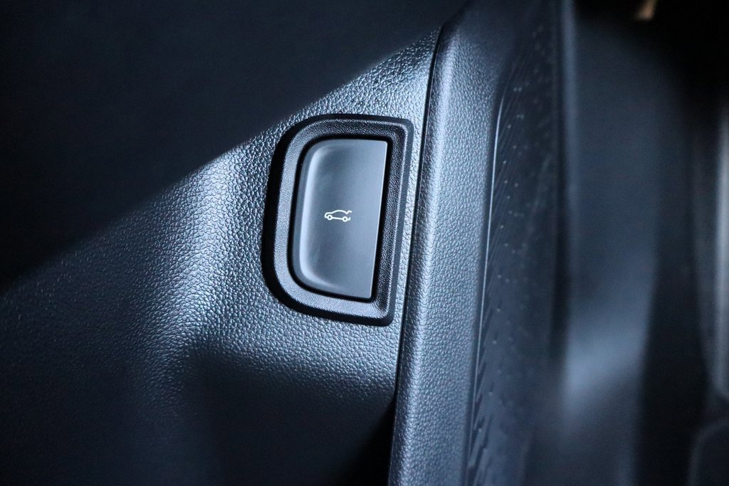 New 2025 Chevrolet Equinox RS image 17