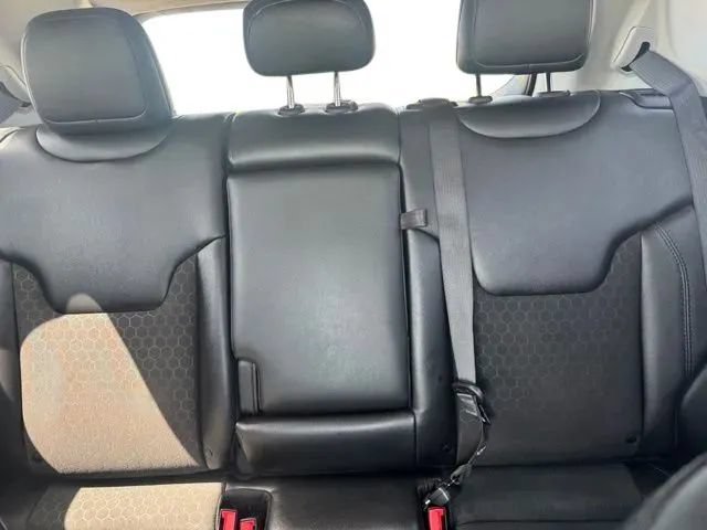 Used 2021 Jeep Compass Latitude FWD image 18