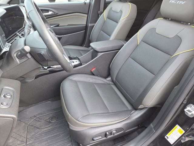 Used 2024 Chevrolet Trax ACTIV w/ Sunroof Package image 33