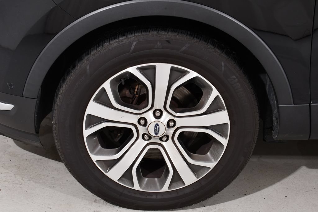 Used 2019 Ford Explorer Platinum AWD/4WD image 25