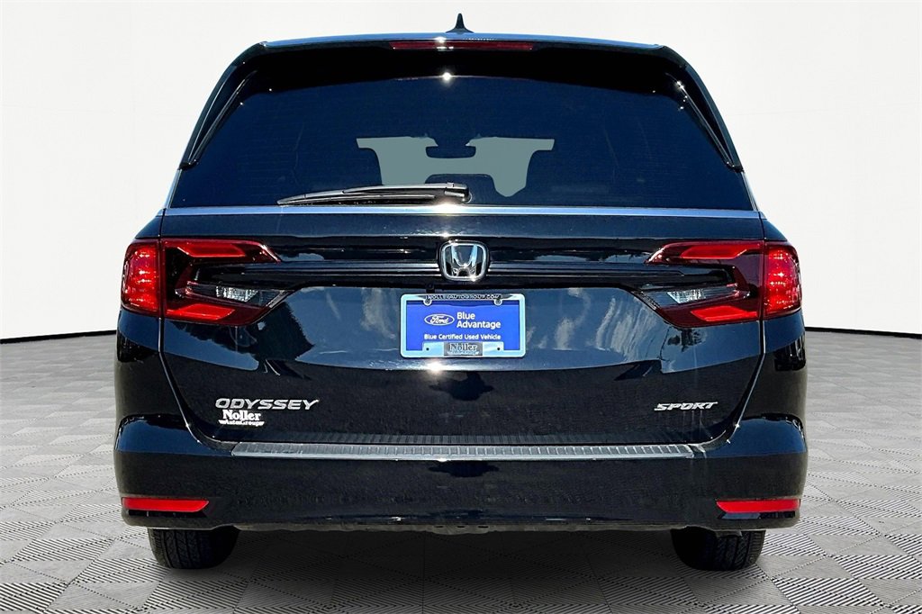 Used 2024 Honda Odyssey Sport image 4