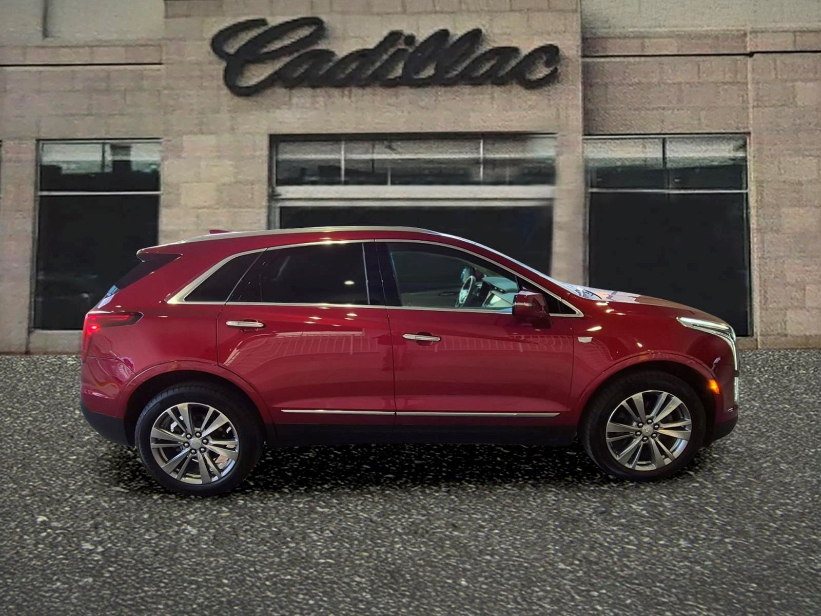 Certified 2024 Cadillac XT5 Premium Luxury AWD/4WD image 8