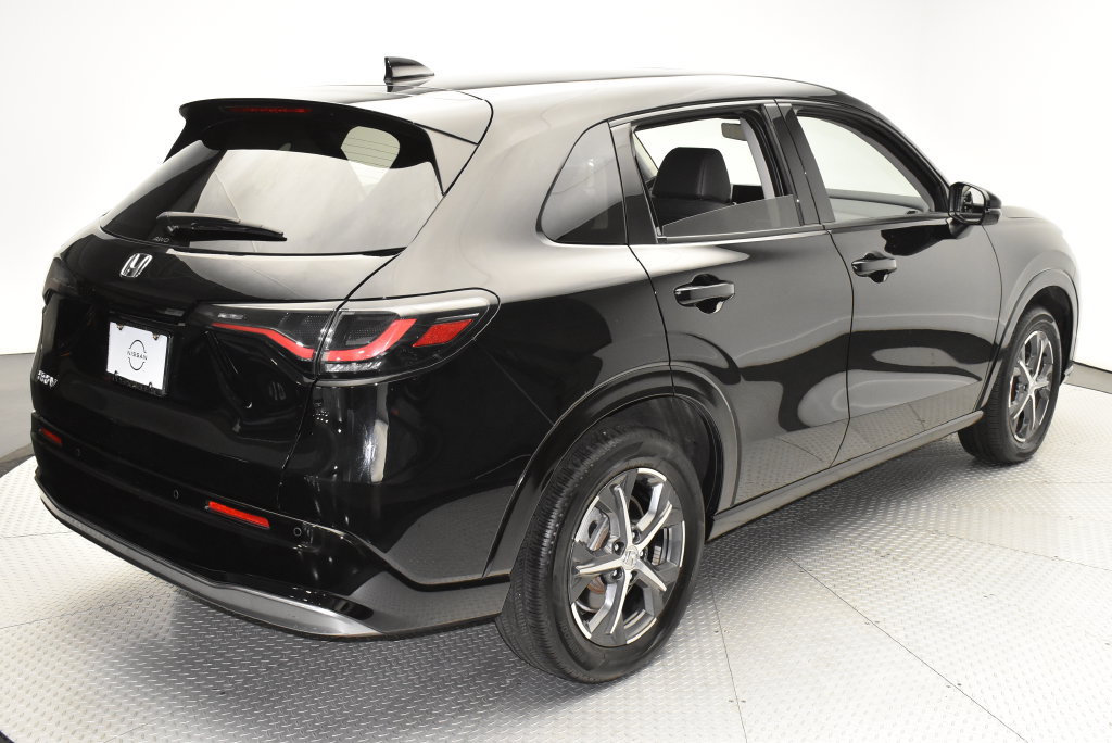 Used 2024 Honda HR-V EX-L image 5
