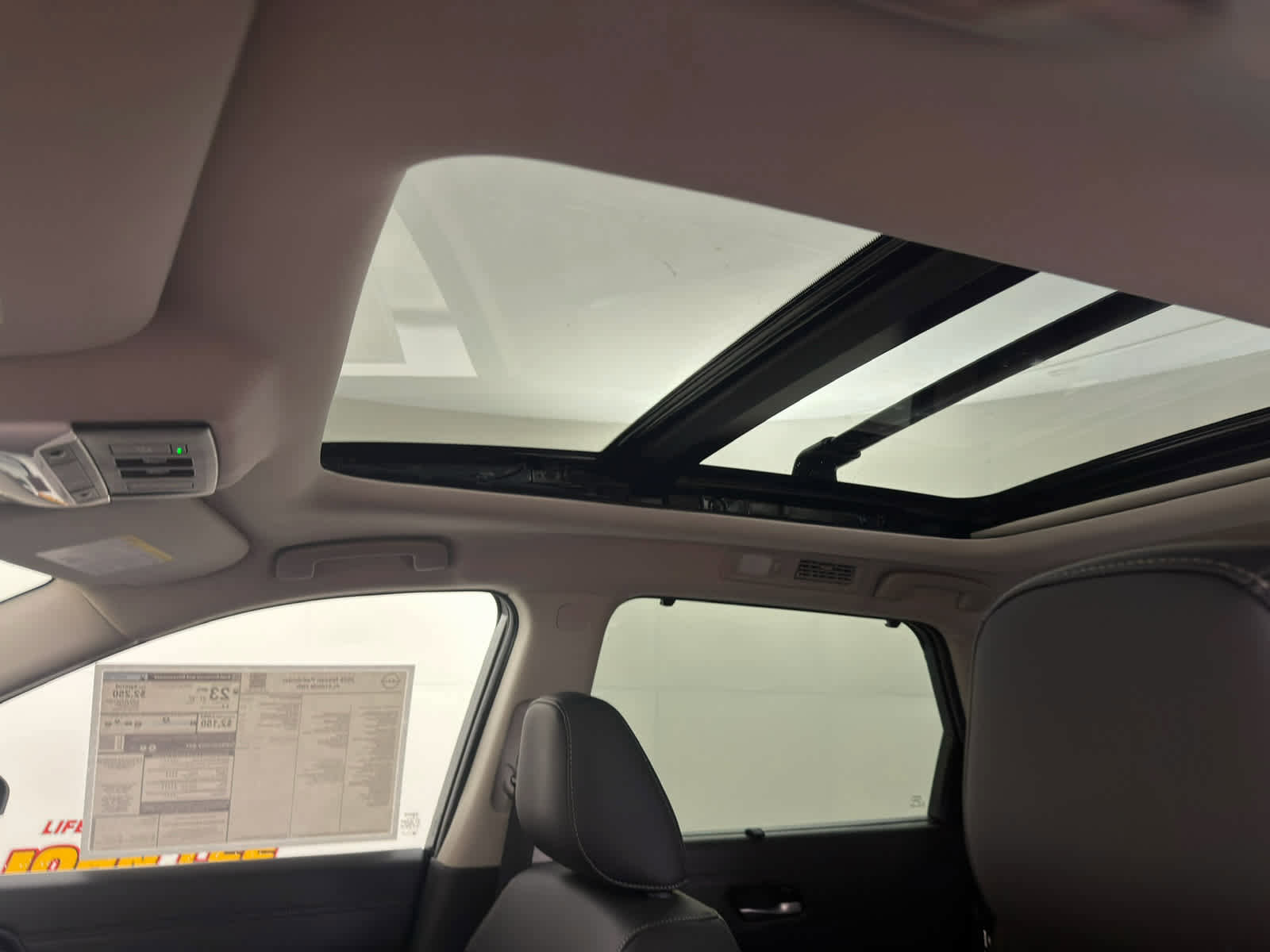 New 2026 Nissan Pathfinder Platinum image 15