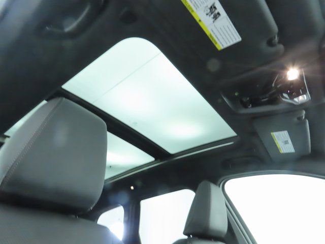 Used 2025 BMW X1 xDrive28i w/ Convenience Package image 16