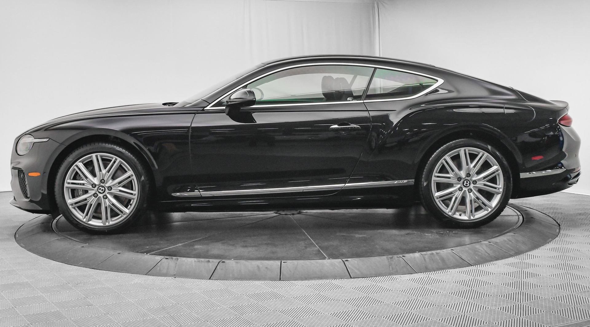 New 2026 Bentley Continental GT image 9