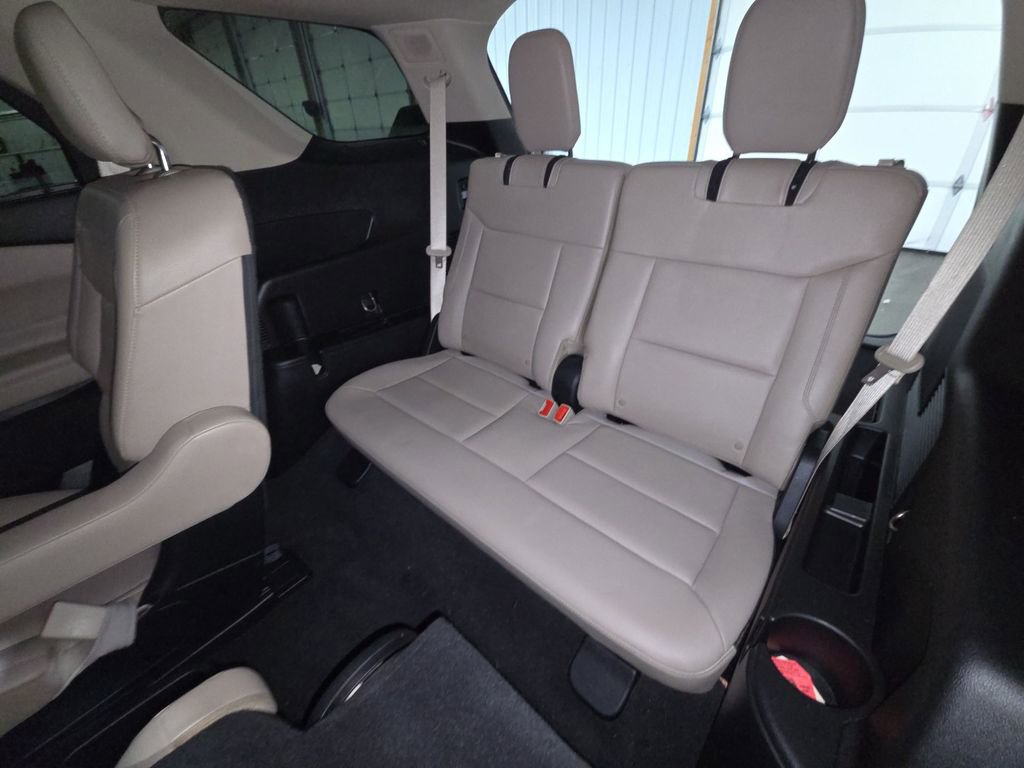 Used 2021 Ford Explorer Limited w/ Equipment Group 301A image 29