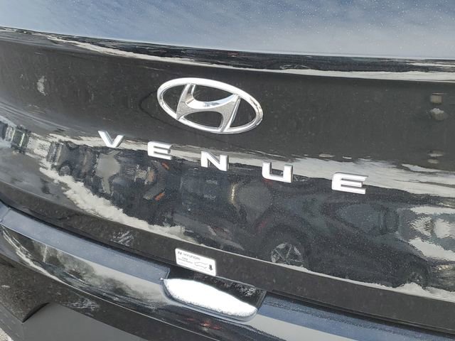 New 2026 Hyundai Venue SE image 7