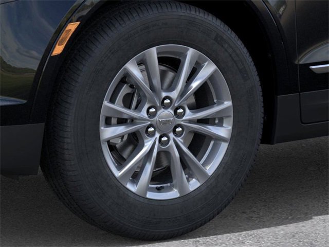 New 2026 Cadillac XT5 Luxury w/ LPO, Floor Liner Package image 9