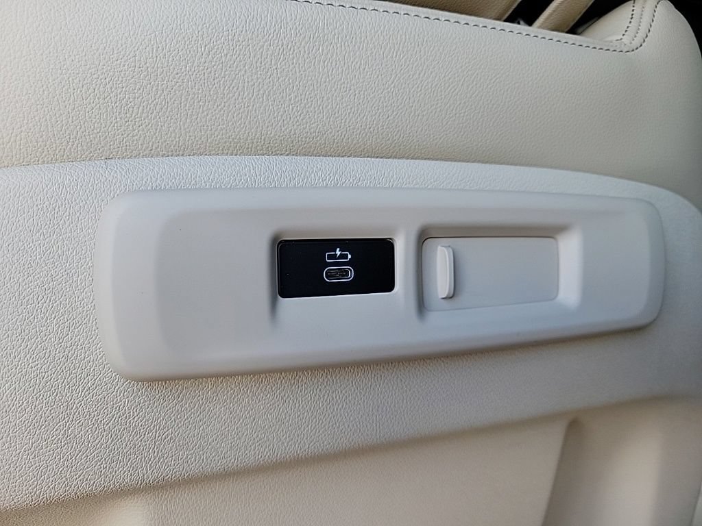Used 2021 BMW X5 xDrive40i w/ Premium Package AWD/4WD image 19