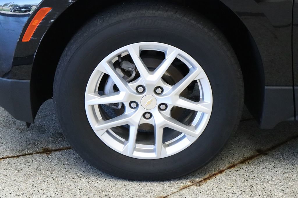 Used 2023 Chevrolet Equinox LT w/ Driver Convenience Package AWD/4WD image 11