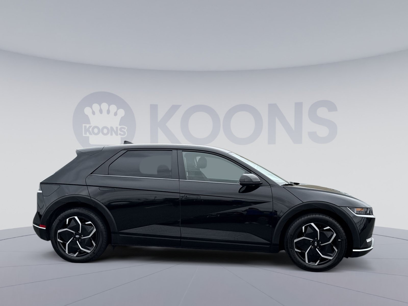 Certified 2024 Hyundai Ioniq 5 SEL RWD image 8
