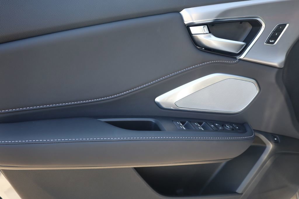 New 2025 Acura RDX SH-AWD w/Tech image 10