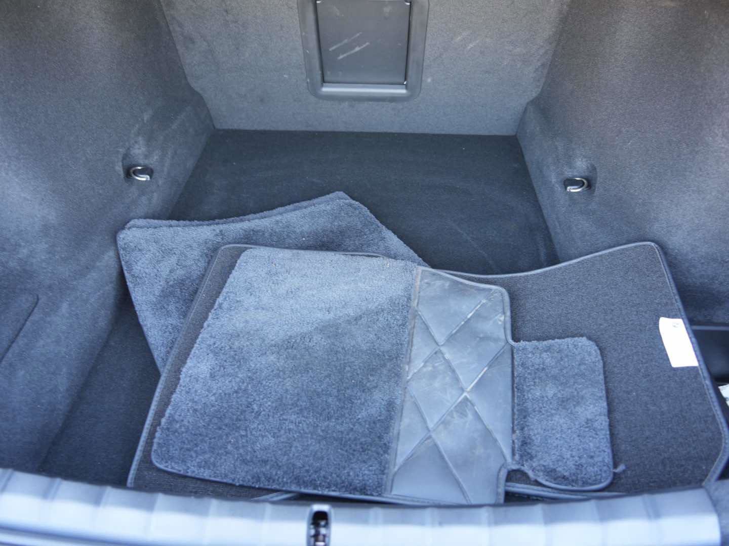 Used 2025 BMW 760i xDrive w/ Executive Package image 7