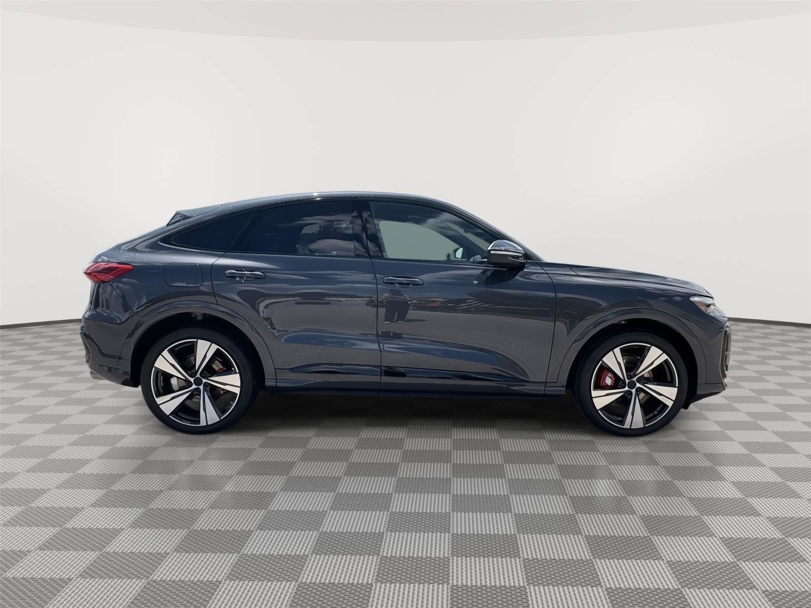 New 2026 Audi SQ5 Premium Plus AWD/4WD image 6