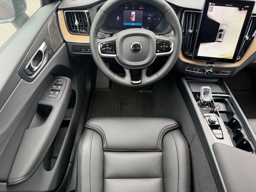 New 2026 Volvo XC60 T8 Ultra w/ Protection Package Premier AWD/4WD image 10