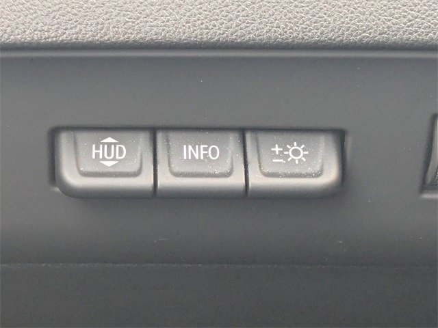 Used 2023 Buick Enclave Avenir w/ Avenir Technology Package image 30