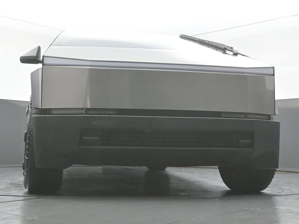 Used 2024 Tesla Cybertruck AWD Crew Cab image 46