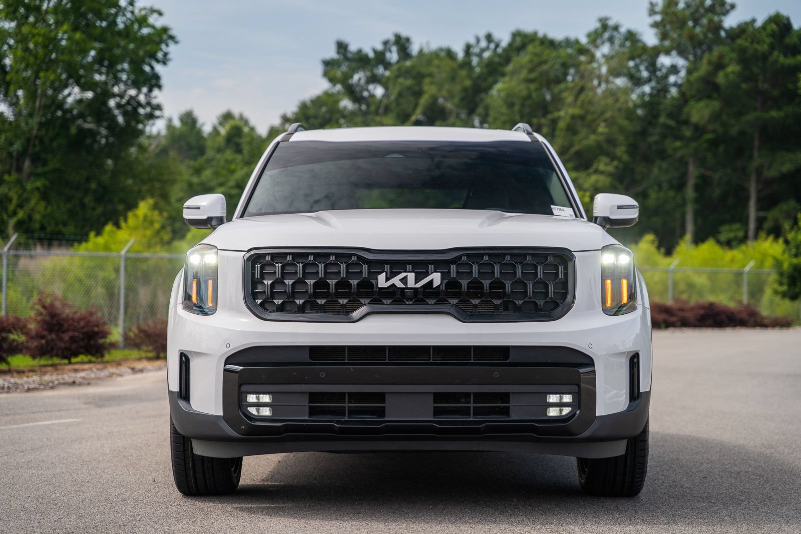 Used 2024 Kia Telluride SX Prestige X-Line AWD/4WD image 2
