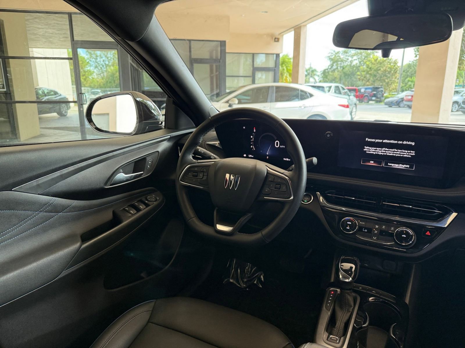 Used 2025 Buick Envista Sport Touring image 28