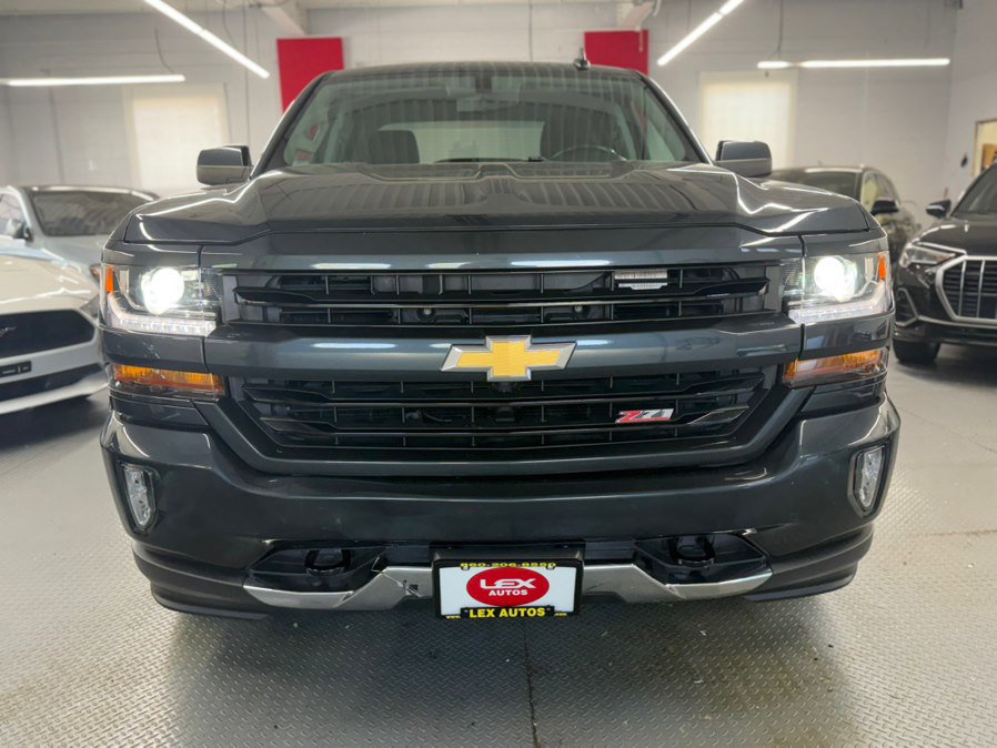 Used 2018 Chevrolet Silverado 1500 LT w/ All Star Edition AWD/4WD image 3