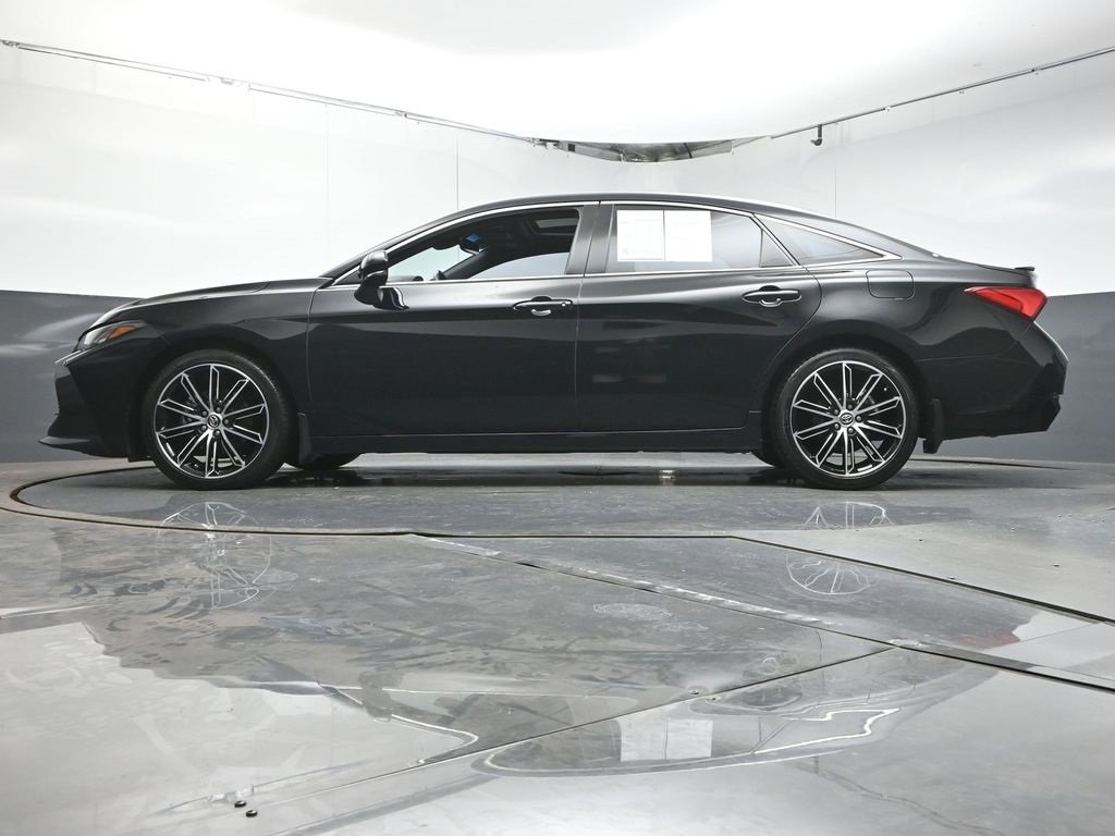 Used 2019 Toyota Avalon Touring w/ Advanced Safety Package image 33