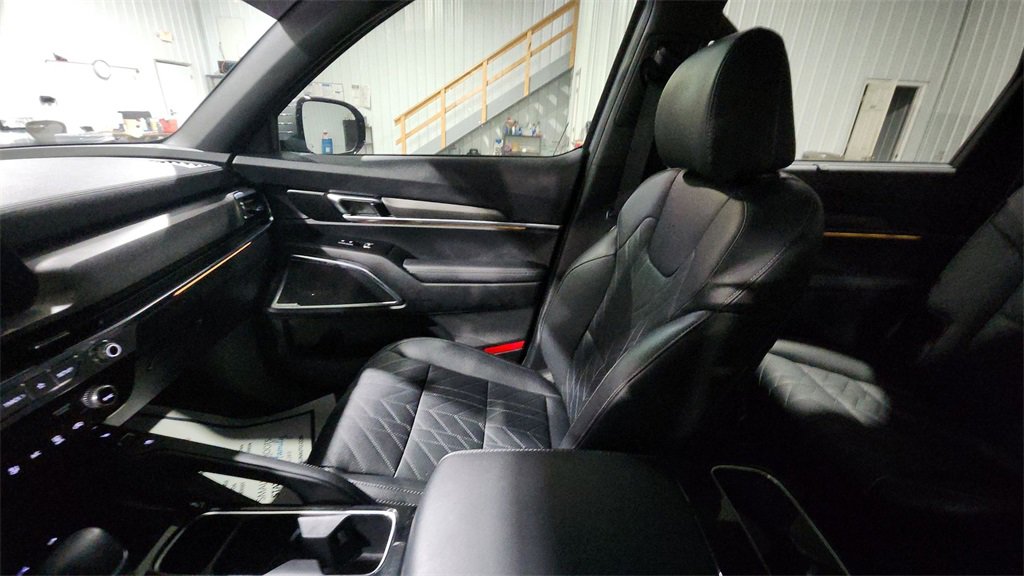 Used 2024 Kia Telluride SX X-Line image 11