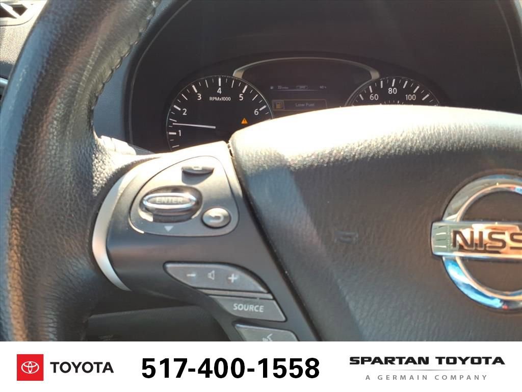 Used 2014 Nissan Pathfinder SL w/ SL Tech Package image 16