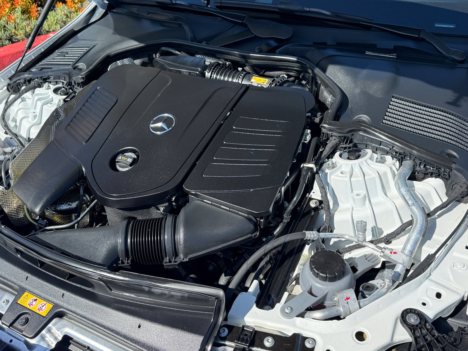 Used 2025 Mercedes-Benz C 300 4MATIC Sedan image 6