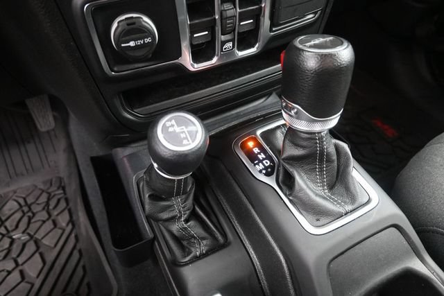 Used 2024 Jeep Gladiator Sport AWD/4WD image 30