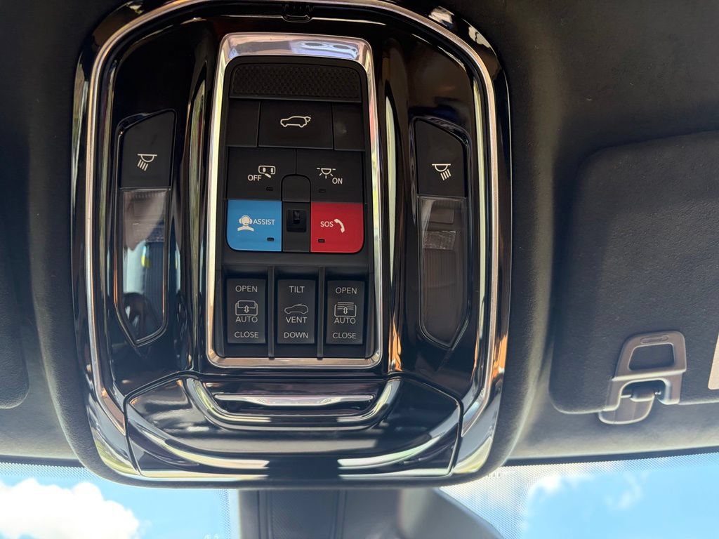 Used 2022 Jeep Grand Cherokee Summit AWD/4WD image 55