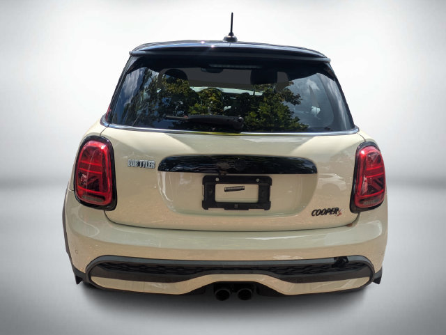 Used 2022 MINI Cooper S w/ Driver Assistance Package FWD image 5