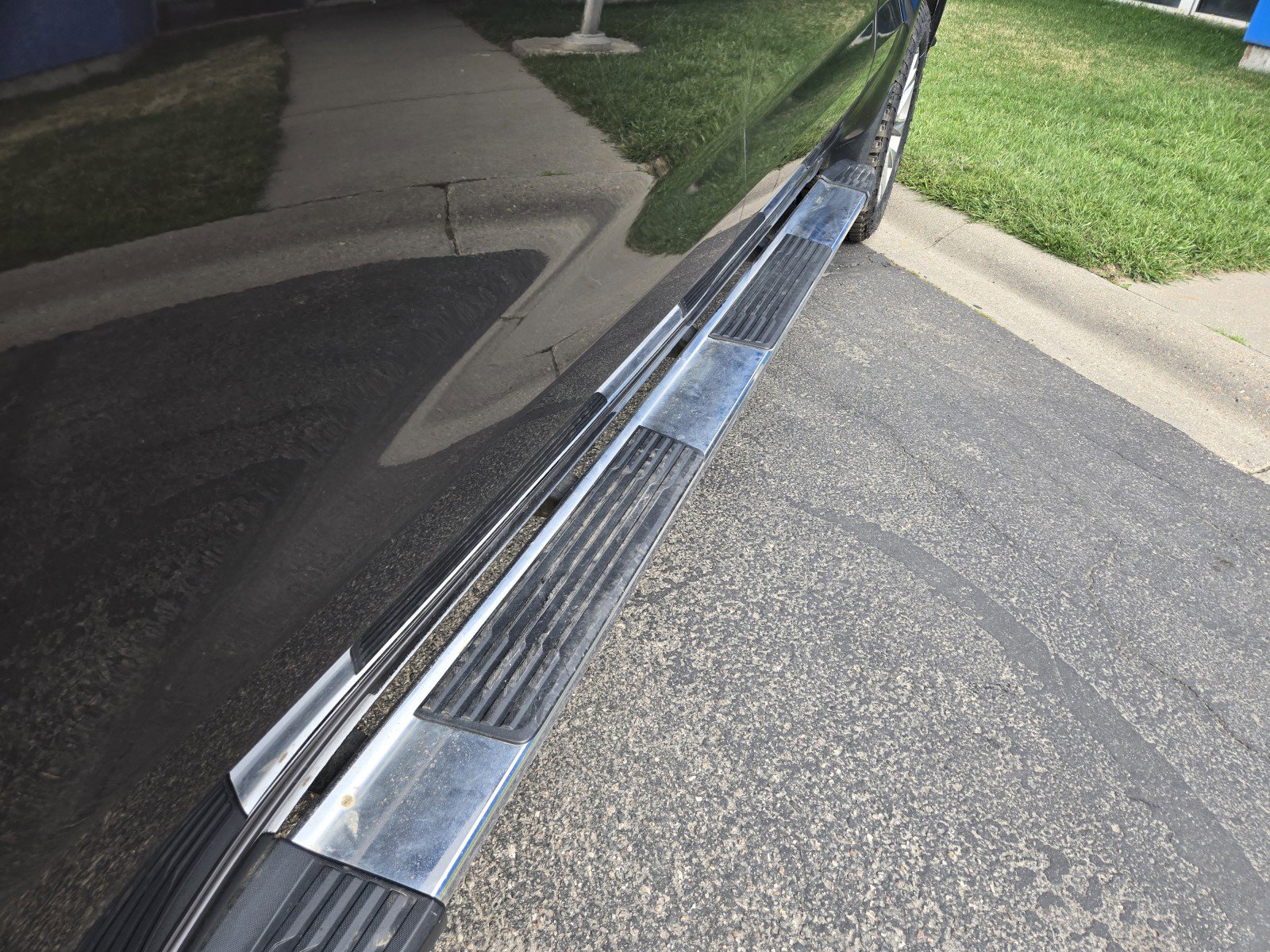 Used 2021 Chevrolet Silverado 1500 High Country w/ Z71 Off-Road Package image 32