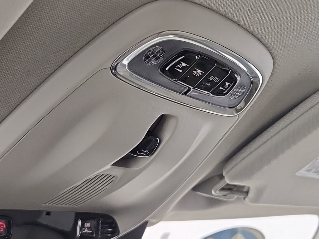 Used 2022 Volvo XC90 T8 Inscription w/ Advanced Package image 31