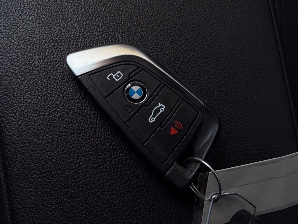 Used 2024 BMW i4 eDrive40 w/ Convenience Package RWD image 27