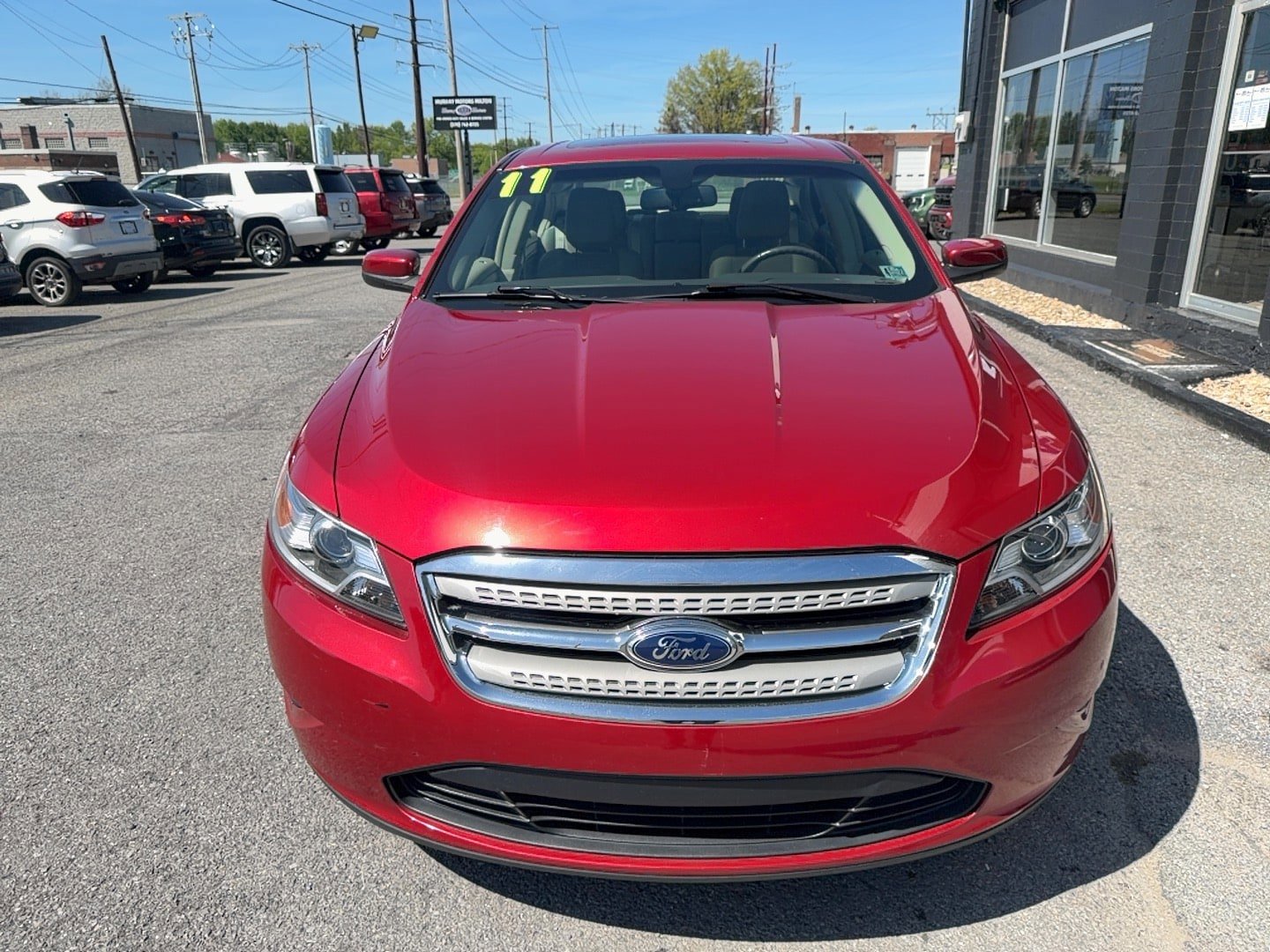 Used 2011 Ford Taurus SEL w/ 201A Rapid Spec Order Code FWD image 2