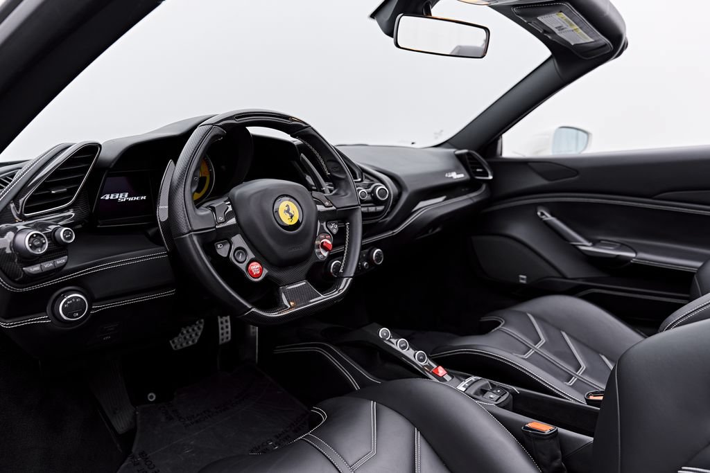 Used 2018 Ferrari 488 Spider RWD image 2
