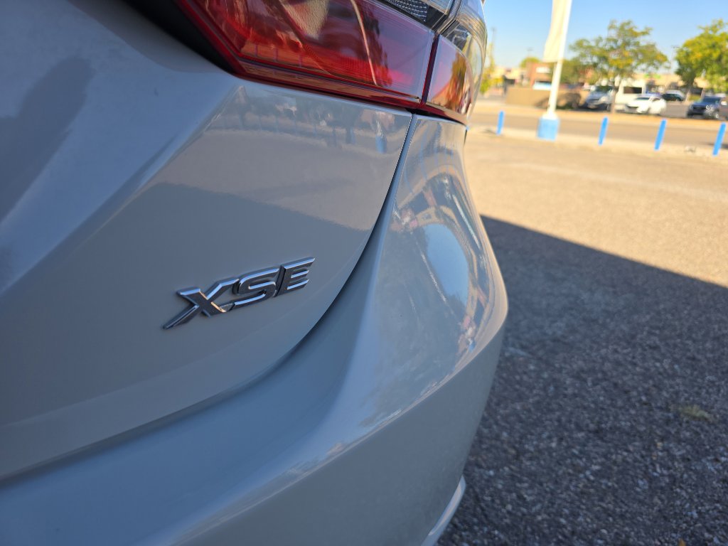 Used 2023 Toyota Camry XSE image 11
