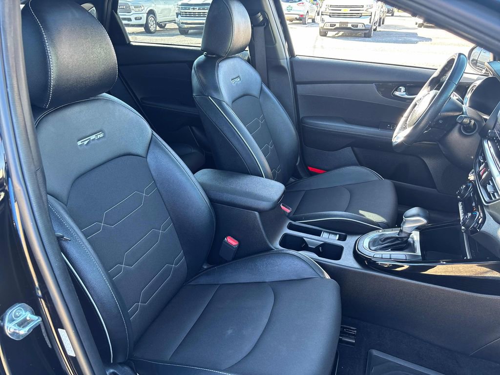 Used 2022 Kia Forte GT-Line w/ GT-Line Premium Package image 29