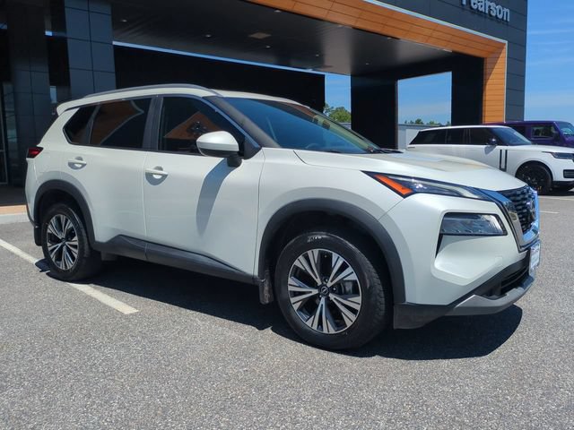 Used 2023 Nissan Rogue SV w/ SV Premium B Package AWD/4WD image 2