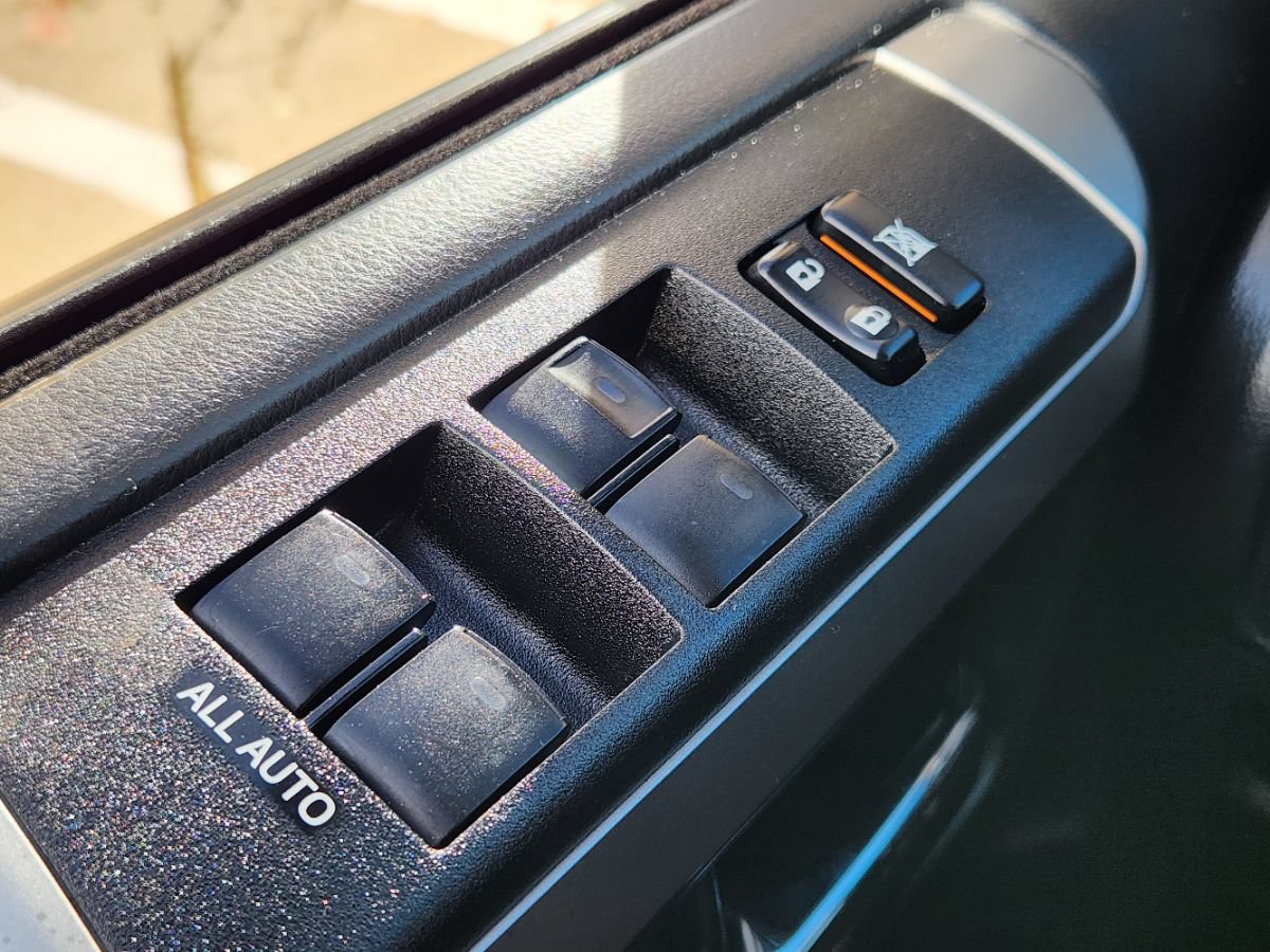 Used 2022 Toyota 4Runner SR5 RWD image 45