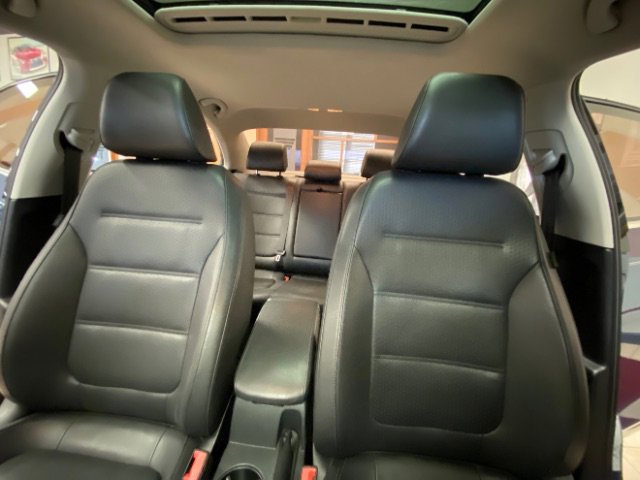 Used 2017 Volkswagen Jetta SEL image 23