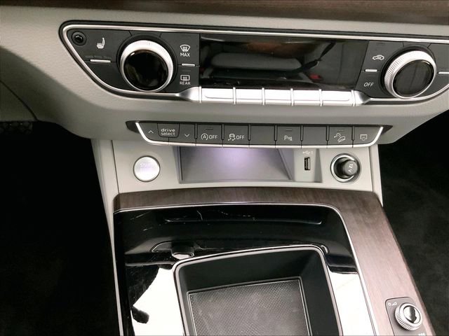 Certified 2022 Audi Q5 2.0T Premium w/ Convenience Package image 32