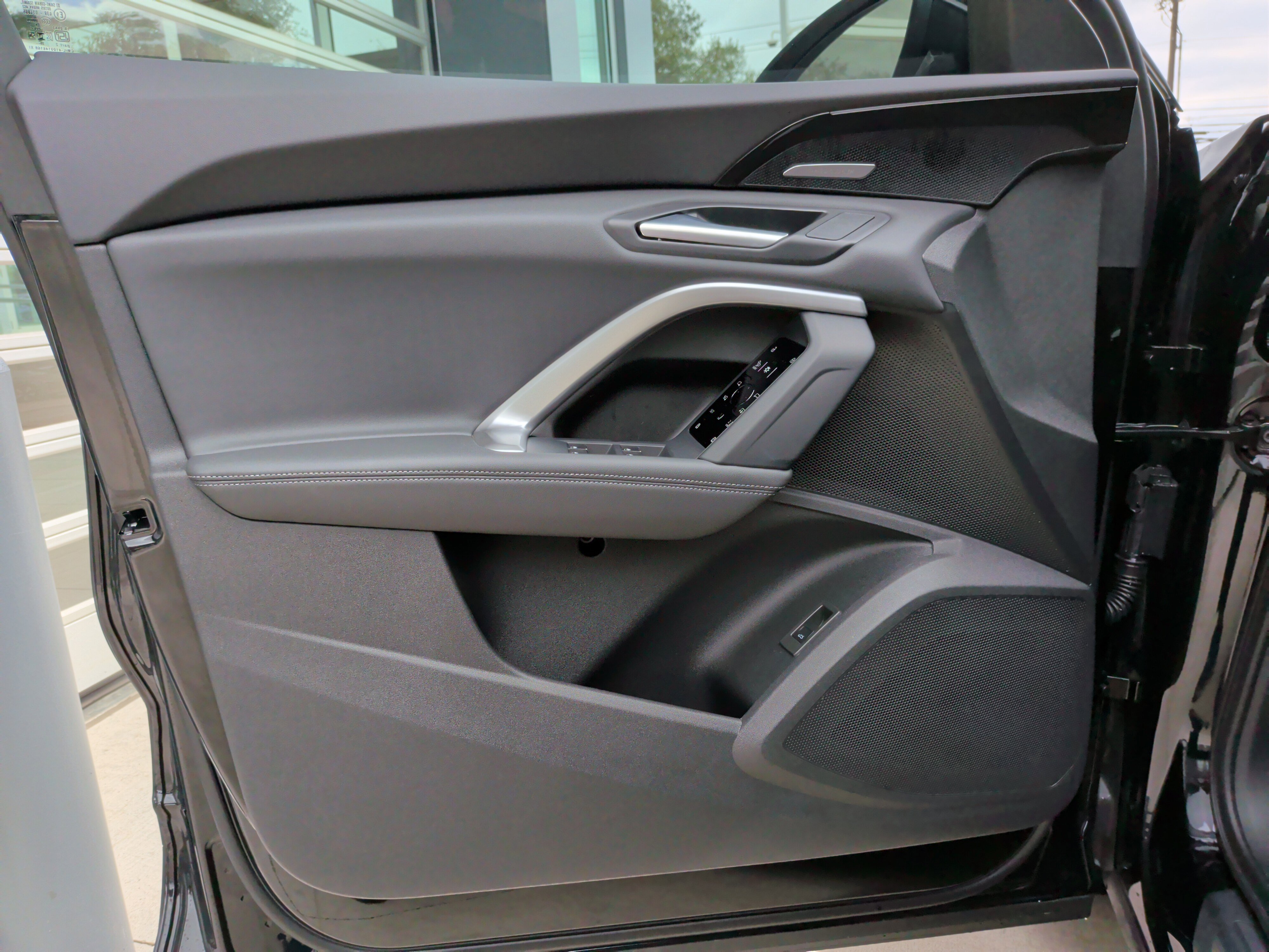 New 2025 Audi Q5 Prestige image 13