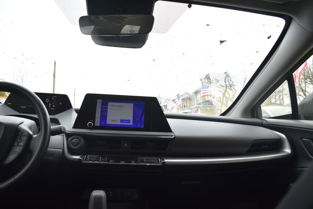 Used 2023 Toyota Prius LE image 28