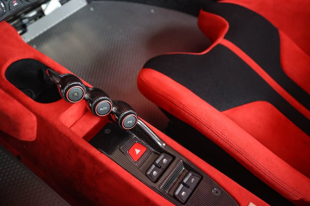 Used 2015 Ferrari 458 Speciale A RWD image 40