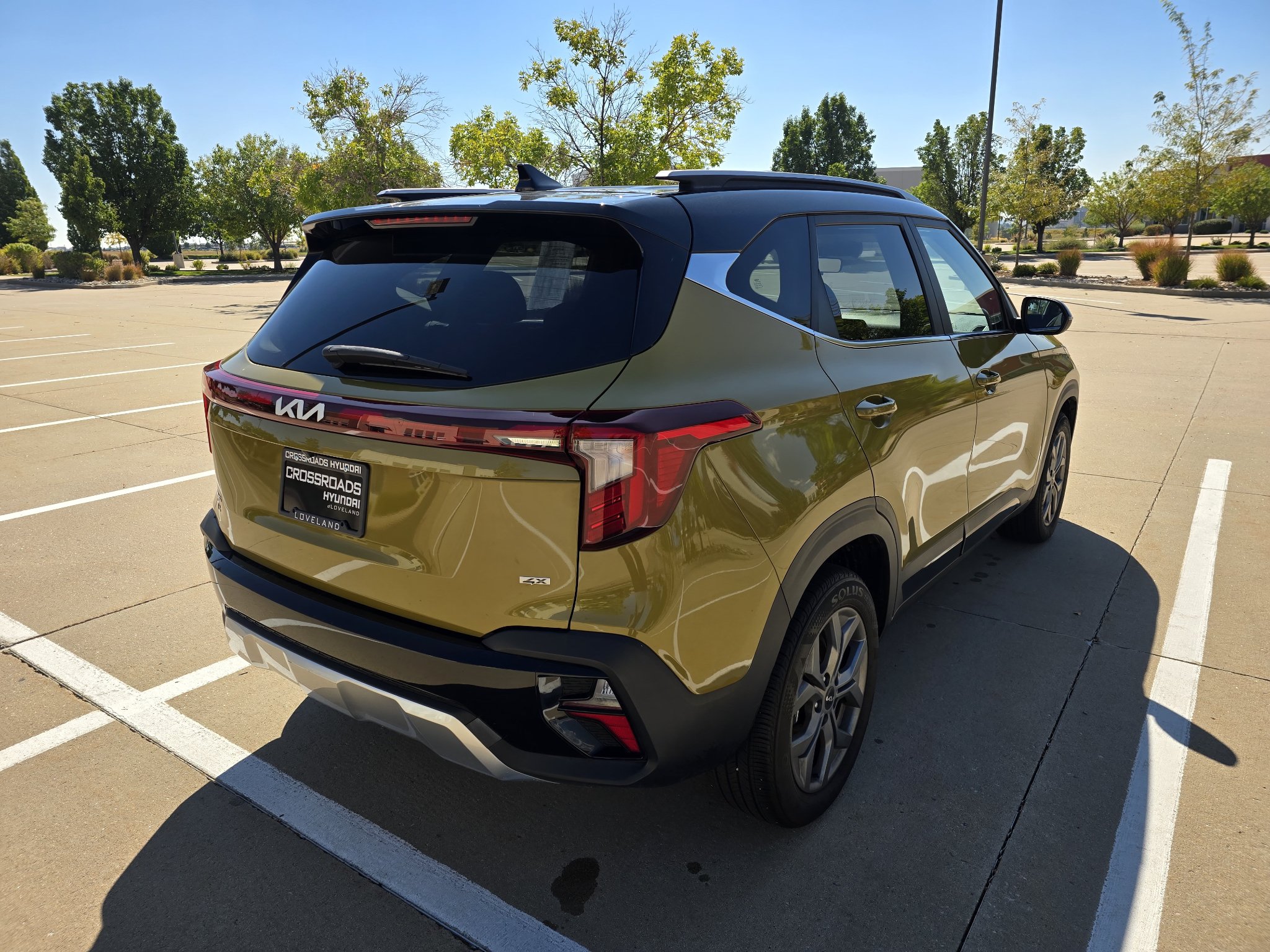 Used 2024 Kia Seltos S AWD/4WD image 6