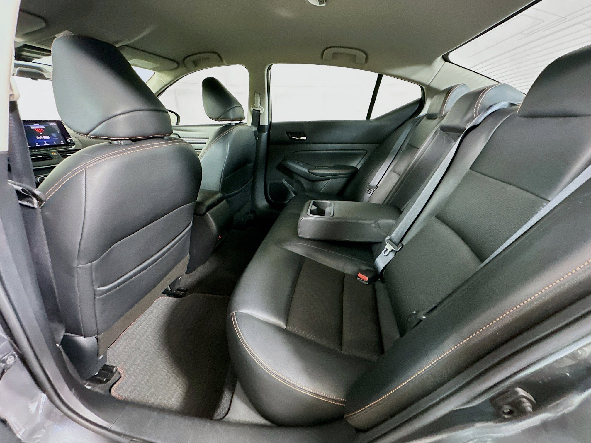 Used 2021 Nissan Altima 2.5 SR FWD image 25