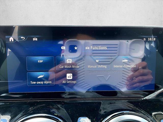 New 2026 Mercedes-Benz GLB 250 image 24